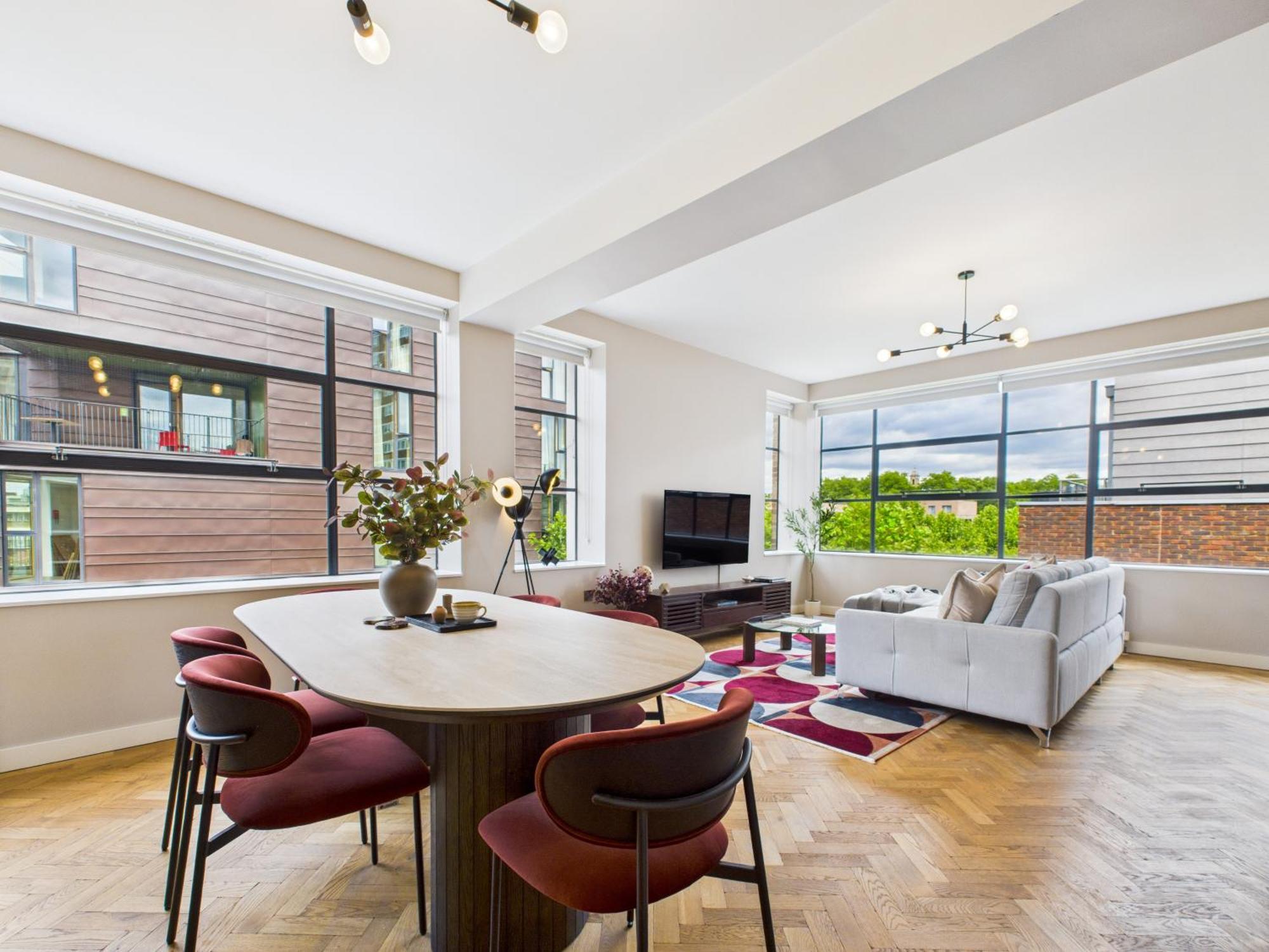 Be - The Old Street Residences Apartment